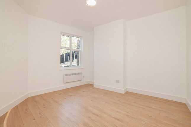 High Street, Ruislip photo 3