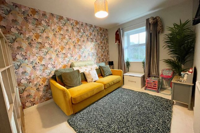 End terrace house for sale in Sherwood Close, Auckley, Doncaster