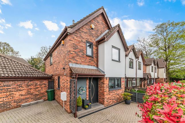 End terrace house for sale in Fleetwood Close, Tadworth