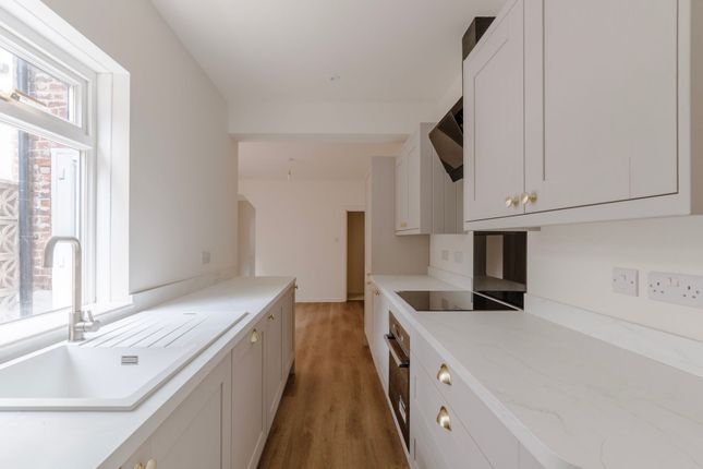 36 Romany Road, Norwich photo 4
