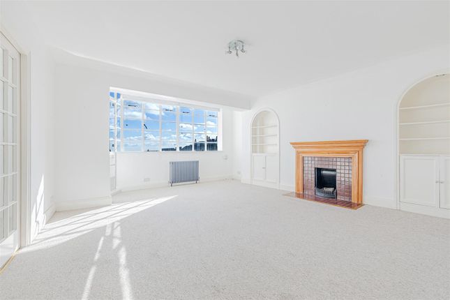Thumbnail Flat for sale in Cholmeley Lodge, Cholmeley Park, Highgate