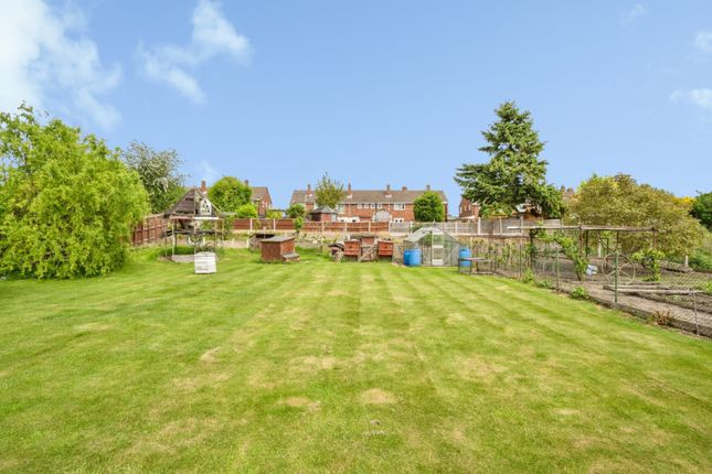 2, Victoria Close, Doncaster photo 2