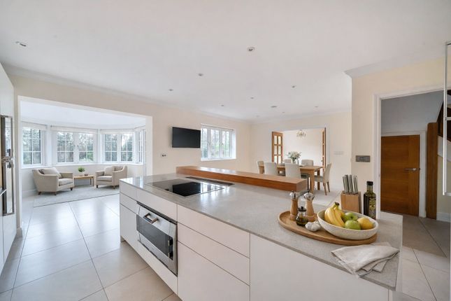 Deerhurst,, Northcote Road, West Horsley photo 2