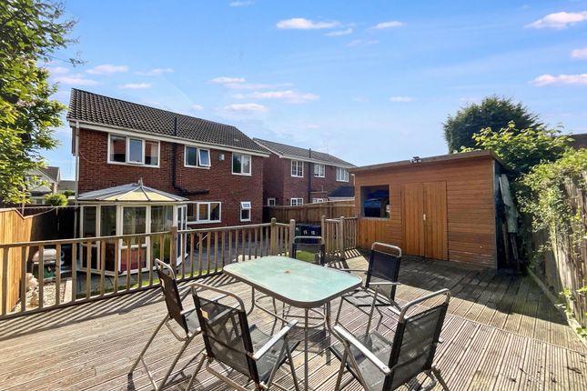 16 Sullivan Walk, Hebburn photo 3