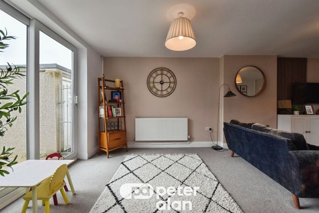 10, Alexandra Avenue, Merthyr Tydfil photo 4