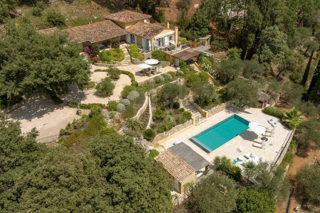 Villa for sale in Le Tignet, 06530, France