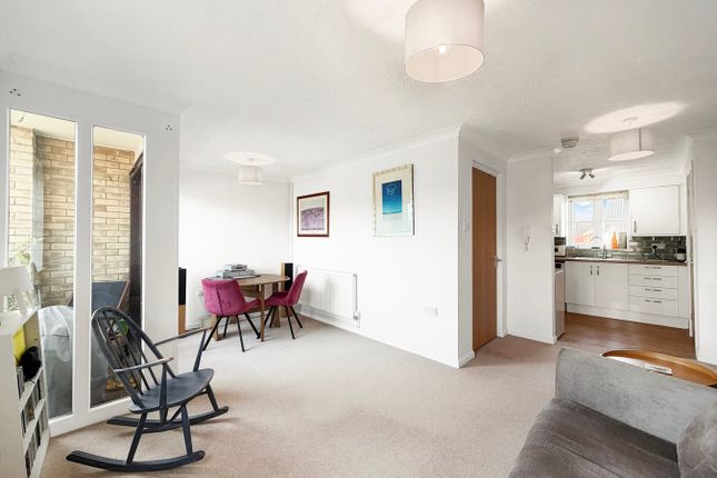 9, Jackson Court, Martlesham Heath photo 3