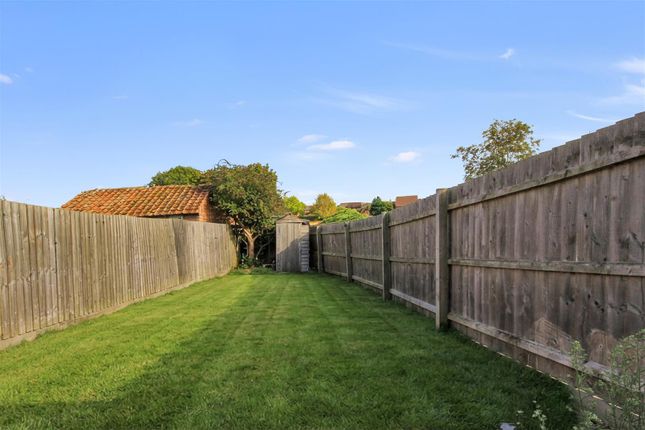 24, Harborough Road, Rushden photo 4