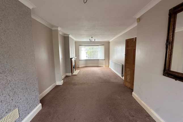 22, Cedar Grove, Wolverhampton photo 5