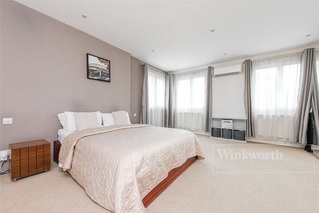 Terraced house for sale in Brondesbury Road, London