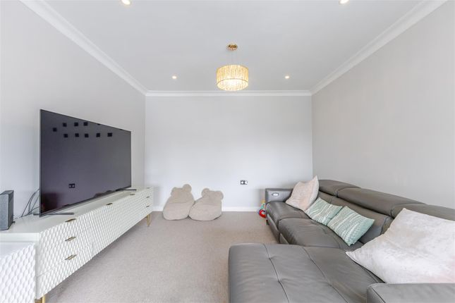 20, Larne Road, Ruislip photo 4