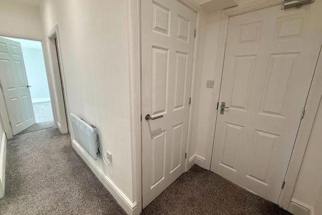 Apartment 8 62, Park Road, Wigan photo 4