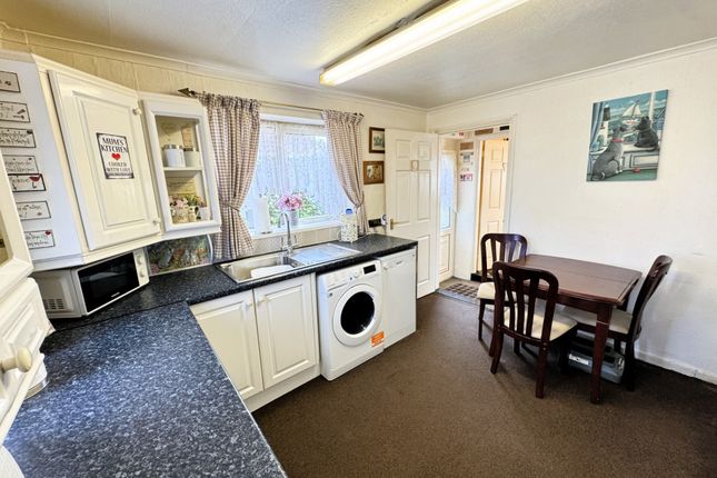 40, Derwent Drive, Alfreton photo 4