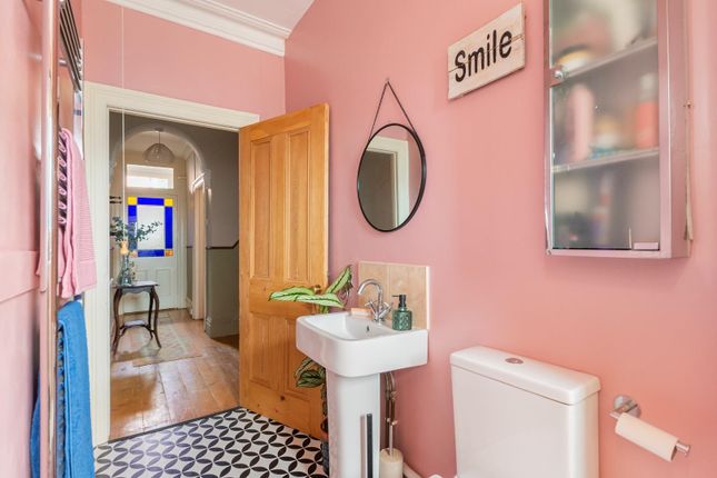 0A2Ths - Shower Room A.Jpg
