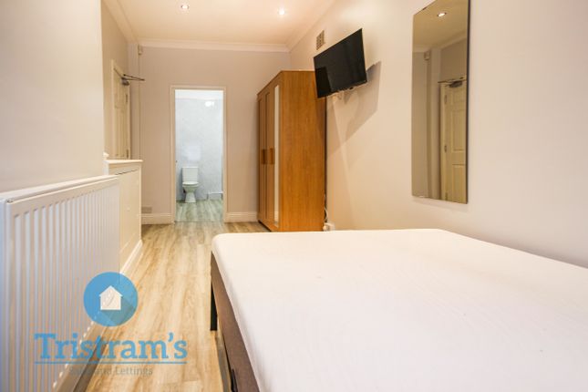 Room 2, 21, Epperstone Road, Nottingham photo 4