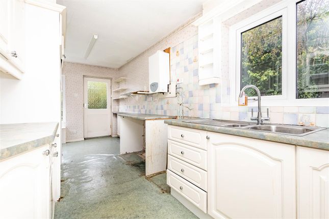 Westgate, Leyland photo 3