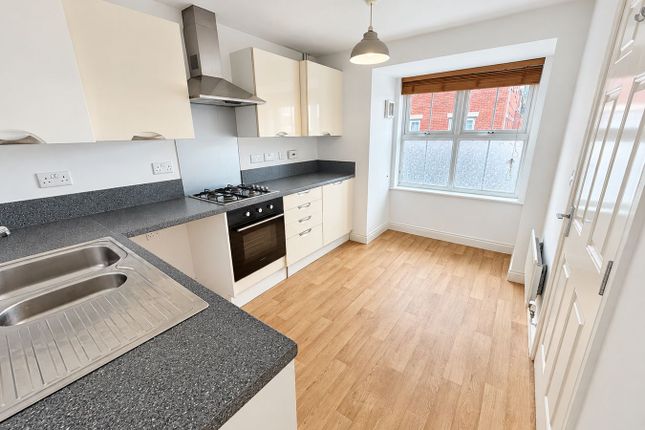 22, Mayflower Court, Highbridge photo 3