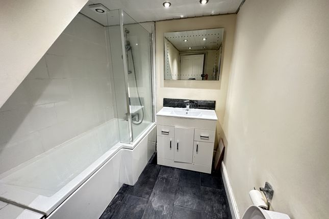 13, Nile Street, Ashton-under-lyne photo 5