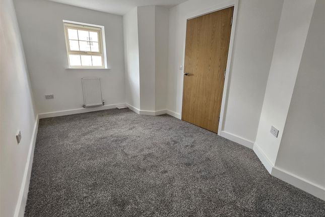 118, Comelybank Drive, Mexborough photo 3