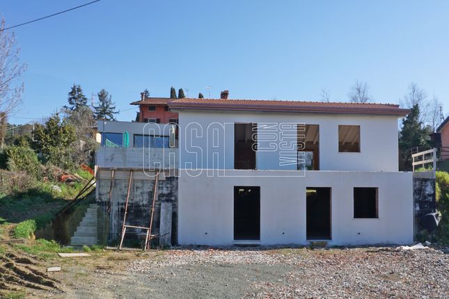 Country house for sale in Via Belvedere, Sarzana, La Spezia, Liguria, Italy