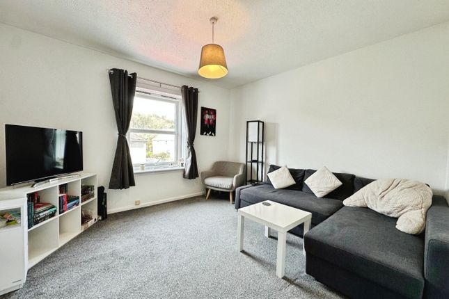 54 St. Johns Road, Helston, Cornwall photo 2
