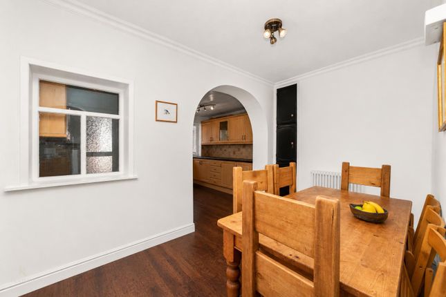 4 South View, Whins Lane, Simonstone photo 4