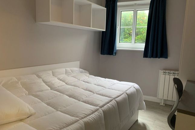 Flat to rent in College Road, Canterbury