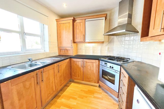 40, Ladybank Avenue, Preston photo 3