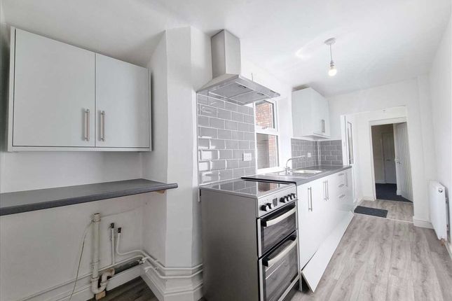 12, Thomas Street, Sleaford photo 4