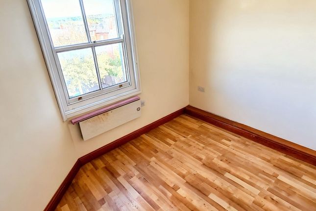Flat 5 259 Dewsbury Road, Leeds photo 4