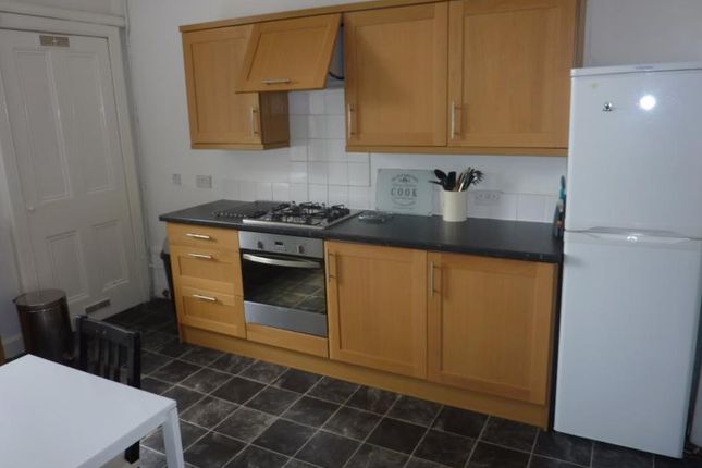 Thumbnail Flat to rent in East Preston Street, Edinburgh