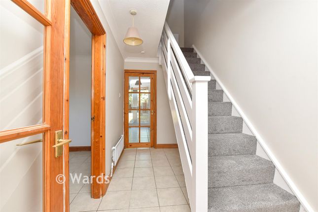 6, Sanders Court, Sheerness photo 3