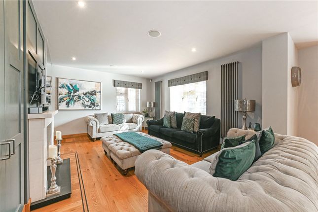 4 West Close, Bognor Regis photo 3