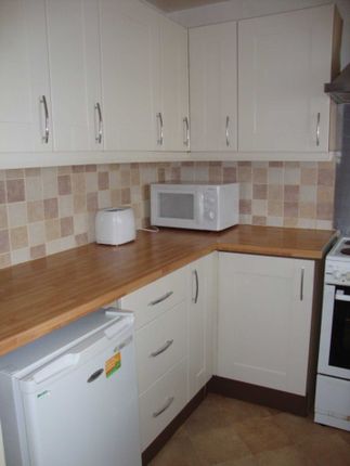 Terraced house to rent in Northdown Road, Hatfield