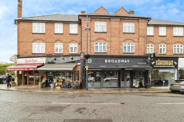 Flat for sale in The Broadway, Woodford Green, Essex