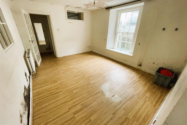 Flat 1 Westonia, 9 Park Place, Weston-Super-Mare photo 2