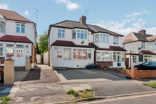 Maycross Avenue