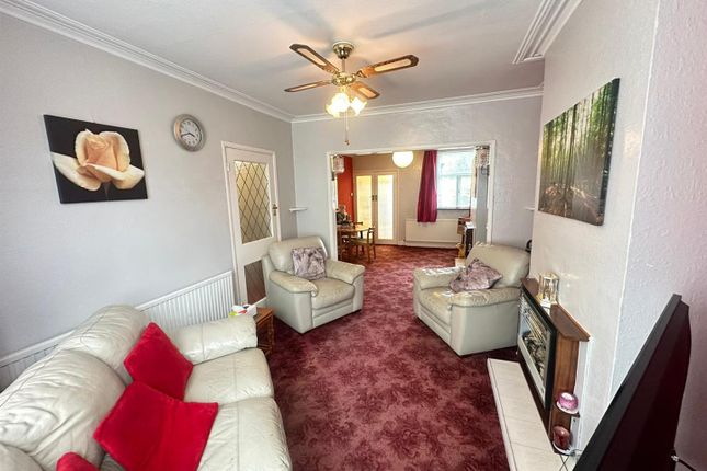 16, St. Marys Road, Ilford photo 3