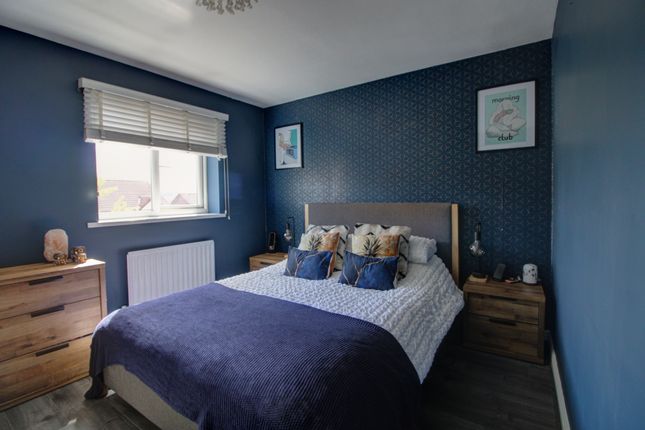 6, Orchard Place, Barnsley photo 3