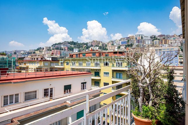 Apartment for sale in Via Vincenzo Cuoco, Napoli, Campania
