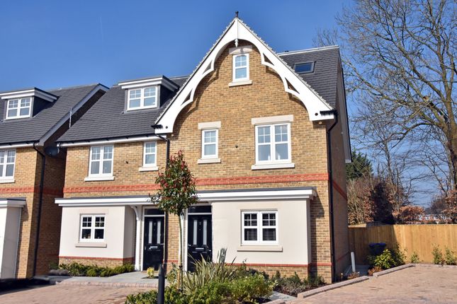 Semi-detached house for sale in Payton Gardens, Cookham, Maidenhead, Berkshire
