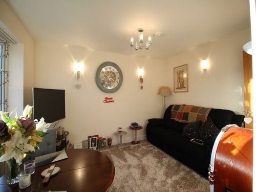 2 Bed Flat To Rent In 12 Clifton Court Beaconsfield Street