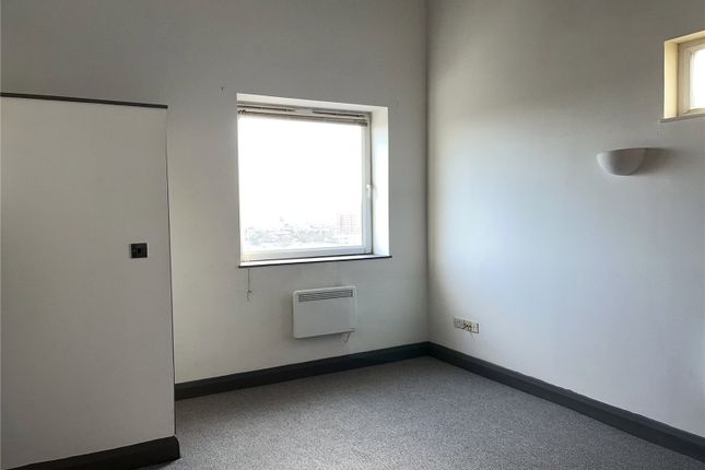 Property photo 3 of 14. Picture No. 16