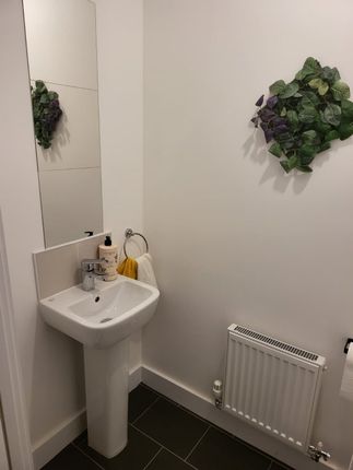 1, Woolton Close, Salford photo 2