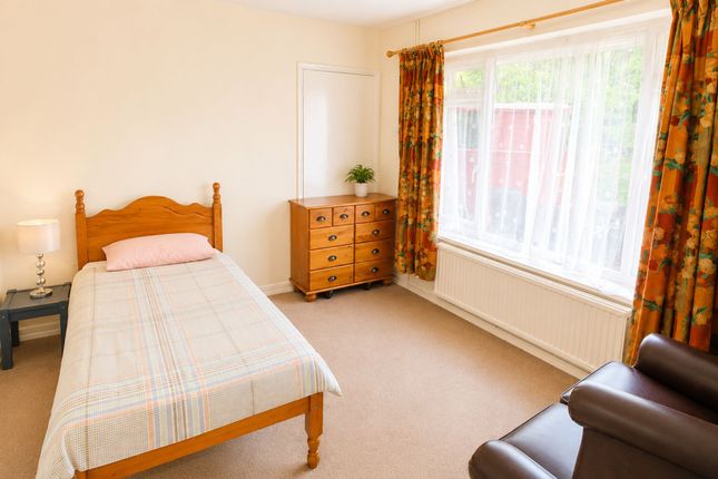 The Annexe, 13 Green Lane, Hemel Hempstead photo 5