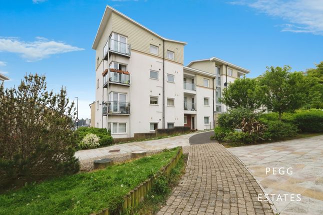 2-bed flat on 34 McKay Avenue, Torquay, £145,000