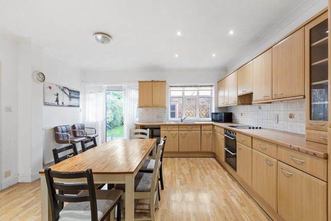 28, Donnington Road, Harrow photo 2