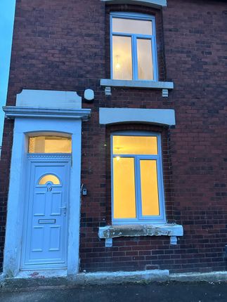 Terraced house to rent in Young Street, Blackburn