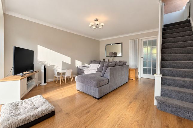12 Dunham Close, Wirral photo 2