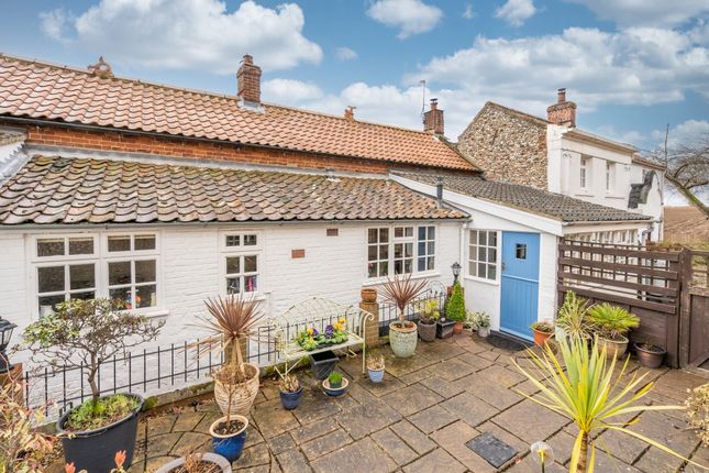 Cottage for sale in The Hill, Swanton Abbott, Norwich